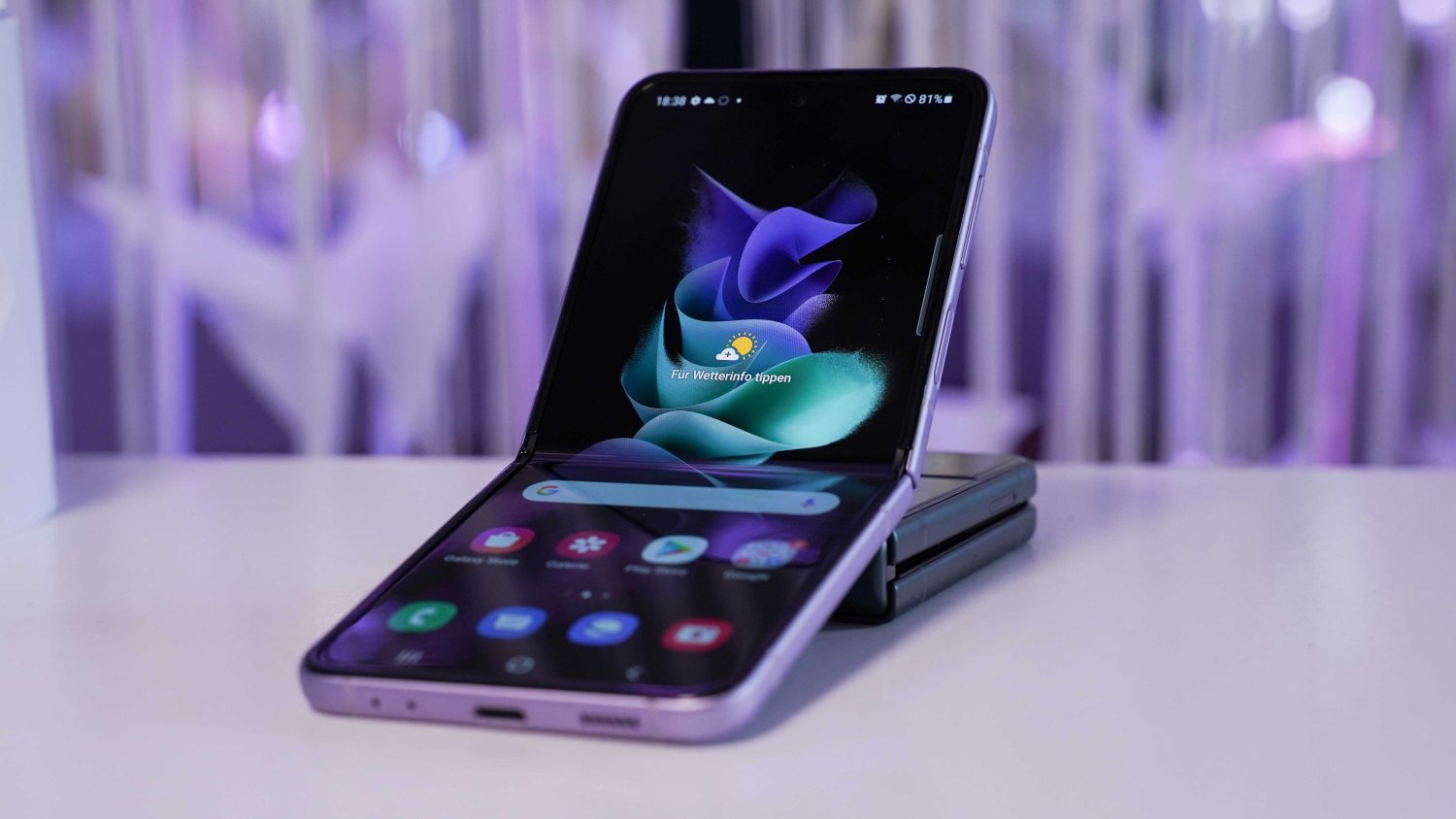 Samsung Galaxy Z Flip 3 2023
