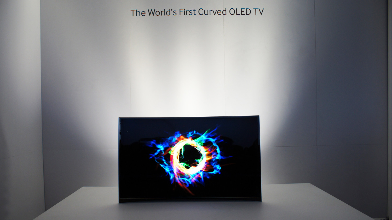 Черный oled. OLED обои. Обои OLED черные. Обои для OLED дисплеев. Экран олед в темноте.