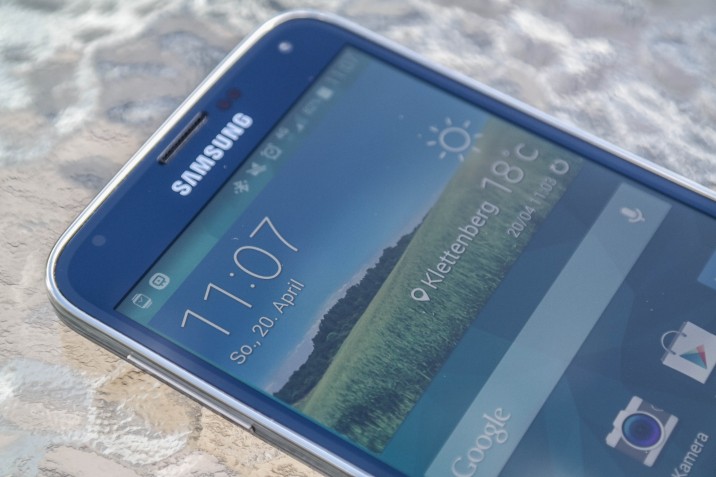 Samsung Galaxy S5 Display draußen