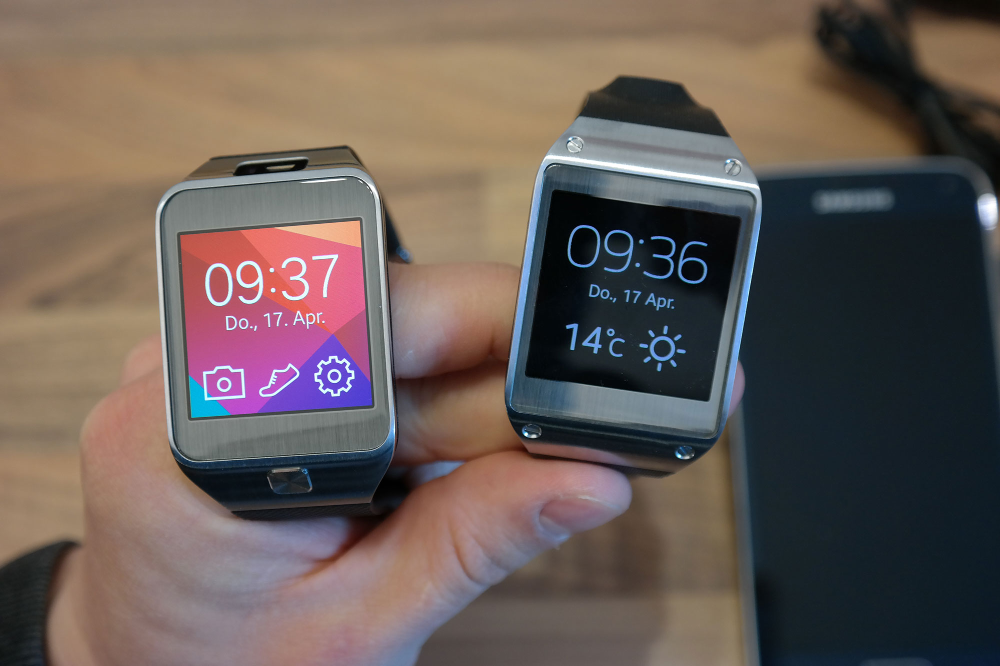 Samsung_Gear2_Unboxing_2